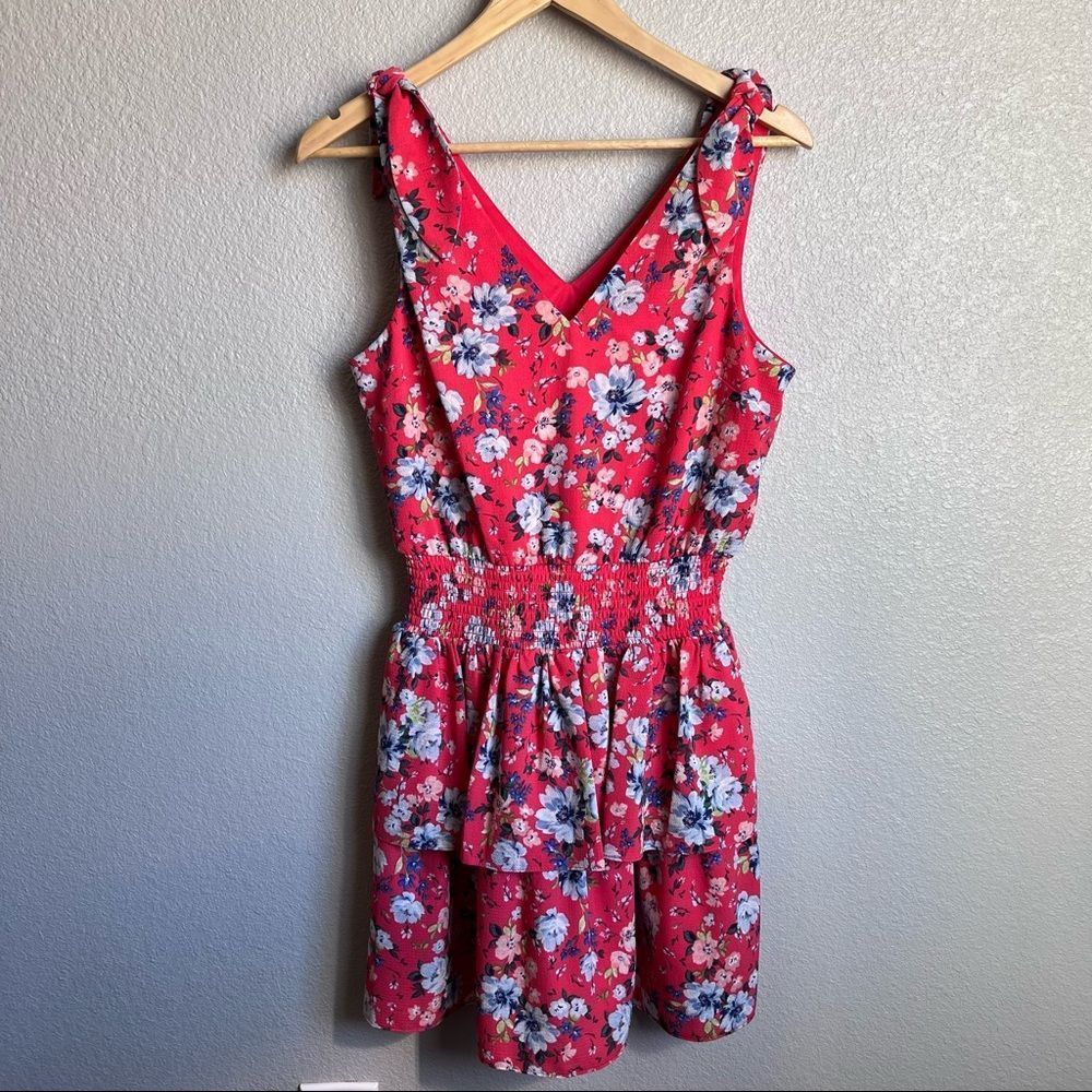 NWT BCBGeneration Tie Shoulders Smocked Waist in Red Blossom Size 2 - Picture 3 of 14